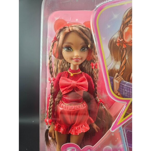 Barbie Dream Besties Teresa Fashion Doll with Video Game Accessories Playset Toy - Picture 2 of 9